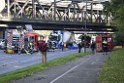 LKW blieb unter Bruecke haengen Koeln Ehrenfeld Innere Kanalstr Hornstr P172